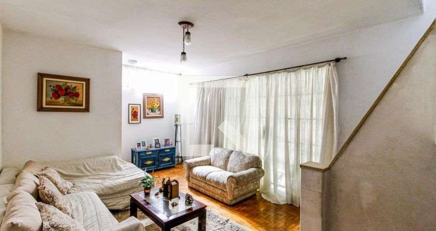 Casa à Venda - Chácara Santo Antonio, 2 Quartos,  115 m2