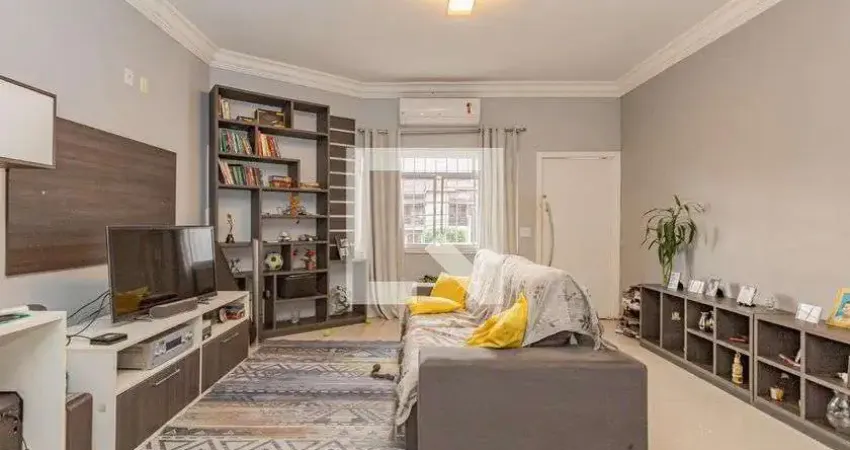 Casa com 3 quartos à venda na Rua Dom Lúcio de Sousa, --, Bosque da Saúde, São Paulo