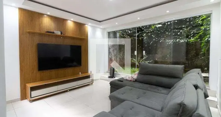 Casa à Venda - Jardim Éster Yolanda, 3 Quartos,  200 m2