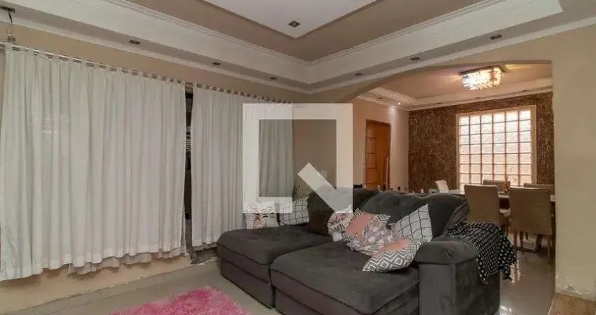 Casa à Venda - Jardim Aricanduva, 4 Quartos,  133 m2