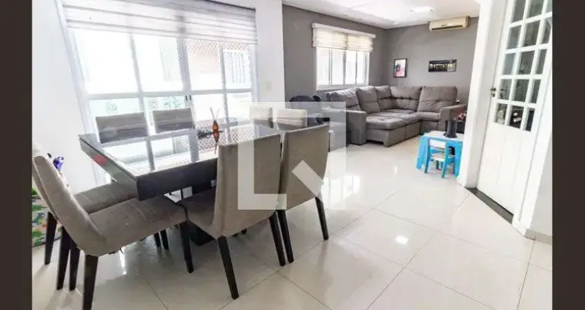 Casa em condomínio fechado com 3 quartos à venda na Rua Artur Bernardes, --, Vila Invernada, São Paulo