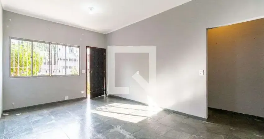 Casa com 3 quartos à venda na Rua Amsterdam, --, Vila Campestre, São Paulo