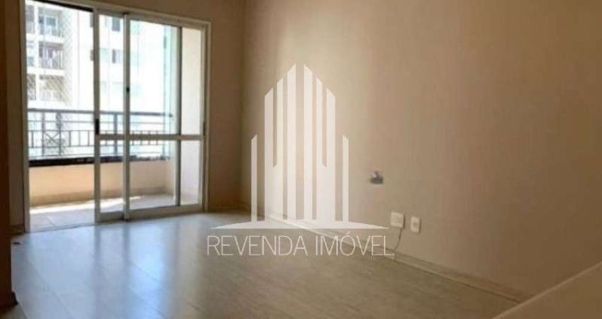 Apartamento à venda em São Paulo-SP, bairro Pinheiros: 2 quartos, 1 sala, 1 banheiro, 1 vaga de garagem!