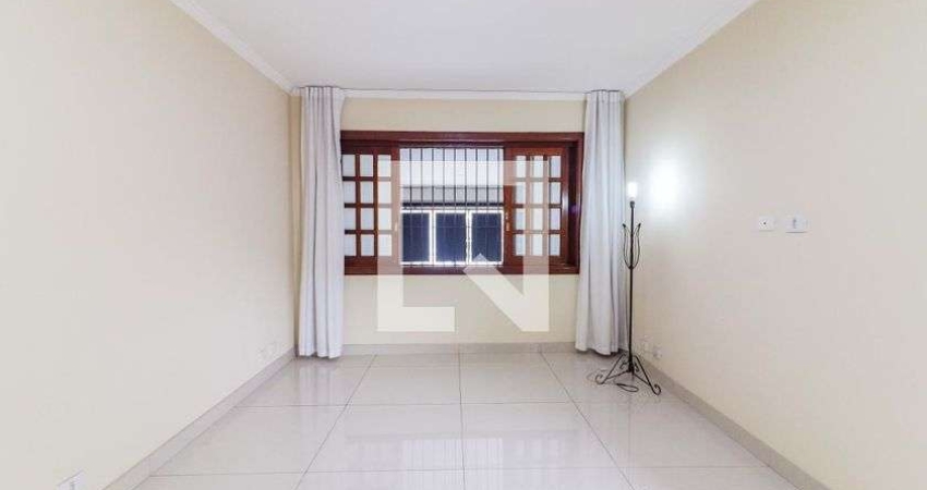 Casa à Venda - Jardim Éster Yolanda, 3 Quartos,  150 m2