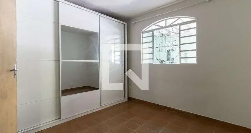 Casa à Venda - Jardim Santa Emília, 1 Quarto,  65 m2