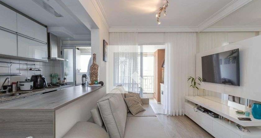 Apartamento à Venda - Bosque da Saúde, 2 Quartos,  63 m2