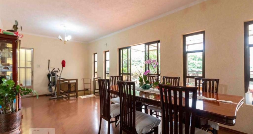 Casa à Venda - Cangaíba, 3 Quartos,  218 m2