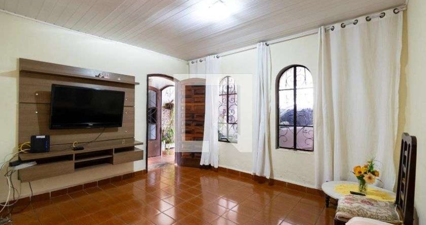 Casa à Venda - Vila Campestre, 1 Quarto,  141 m2