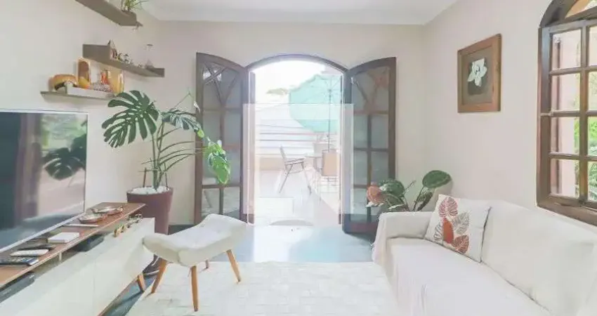 Casa à Venda - Jardim Éster Yolanda, 3 Quartos,  190 m2