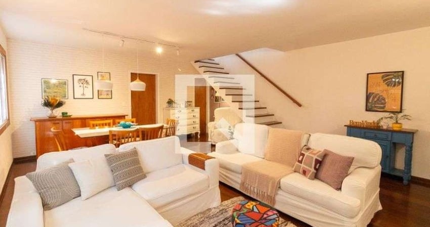 Casa à Venda - Cidade São Francisco , 3 Quartos,  147 m2