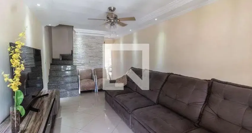 Casa com 2 quartos à venda na Rua Camilo Peçanha, --, Vila Dionisia, São Paulo