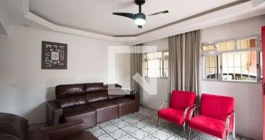 Casa com 2 quartos à venda na Rua dos Escoteiros, --, Vila Jacuí, São Paulo