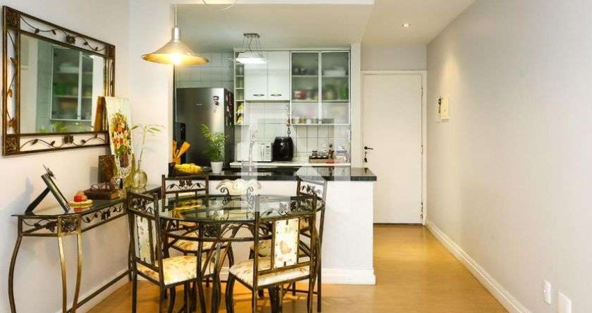 Apartamento à Venda - Portal do Morumbi, 2 Quartos,  64 m2