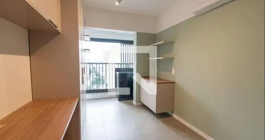 Kitnet / Stúdio à venda na Avenida da Liberdade, --, Liberdade, São Paulo