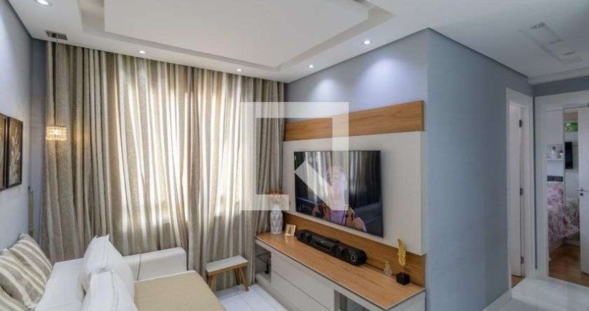 Apartamento à Venda - Vila Carmosina, 2 Quartos,  41 m2