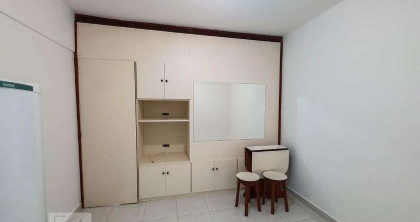 Kitnet / Stúdio à venda na Rua São Joaquim, --, Liberdade, São Paulo