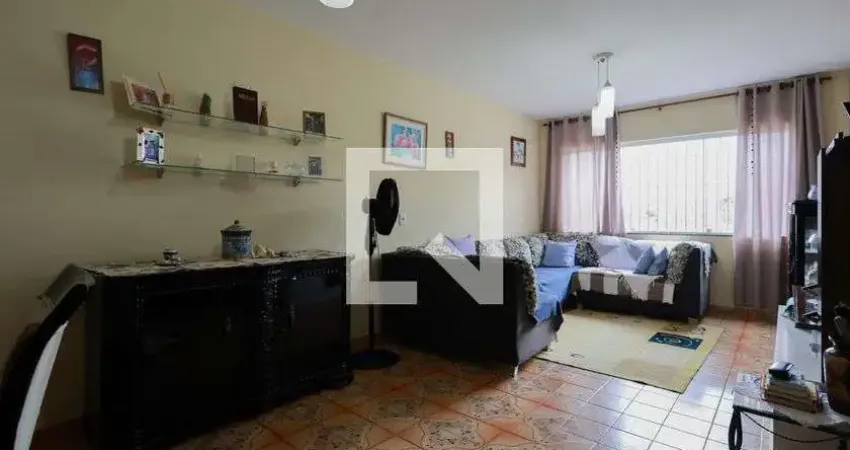 Casa com 3 quartos à venda na Rua Augusto Gil, --, Vila Dionisia, São Paulo
