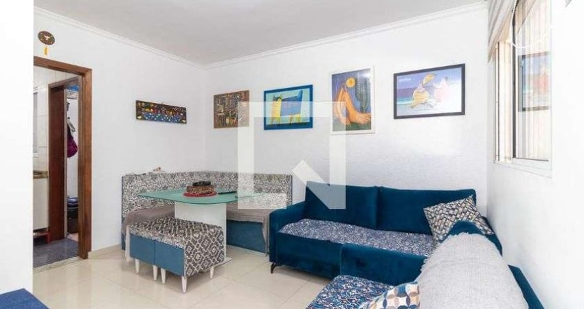 Casa à Venda - Vila Carmosina, 2 Quartos,  65 m2