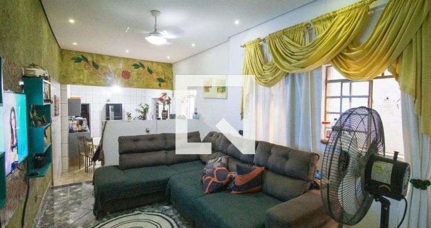 Casa com 3 quartos à venda na Rua Leoberto Leal, --, Itaquera, São Paulo