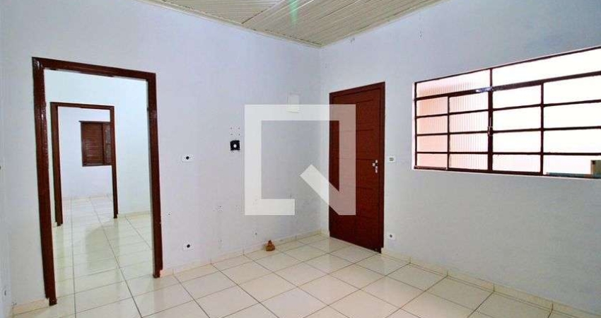 Casa com 3 quartos à venda na Avenida Sara Zirlis, --, Vila Tibiriçá, Santo André