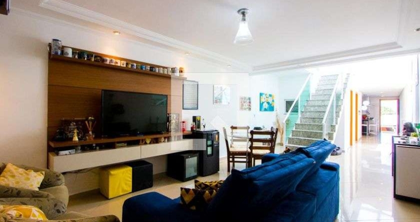 Casa à Venda - Jardim Bela Vista, 4 Quartos,  270 m2