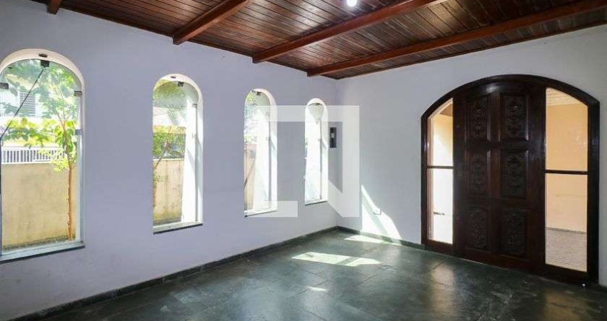Casa com 3 quartos à venda na Rua Marlene, --, Nova Gerti, São Caetano do Sul