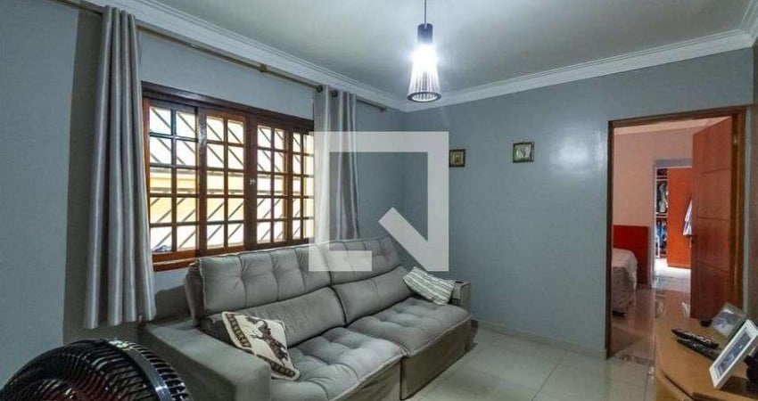 Casa à Venda - Jardim Independência, 2 Quartos,  230 m2