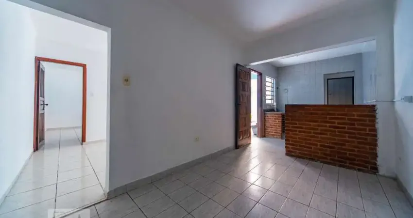Casa à Venda - Jardim Santo Alberto, 2 Quartos,  66 m2