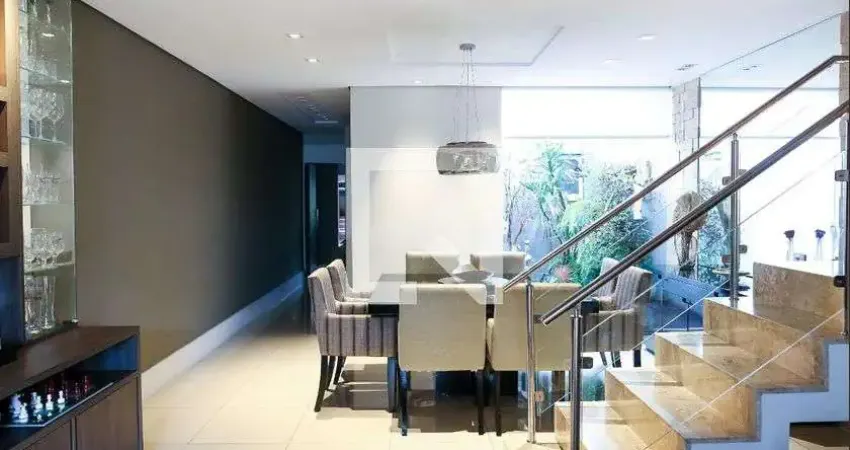 Casa à Venda - Jardim Santo Antônio, 3 Quartos,  262 m2