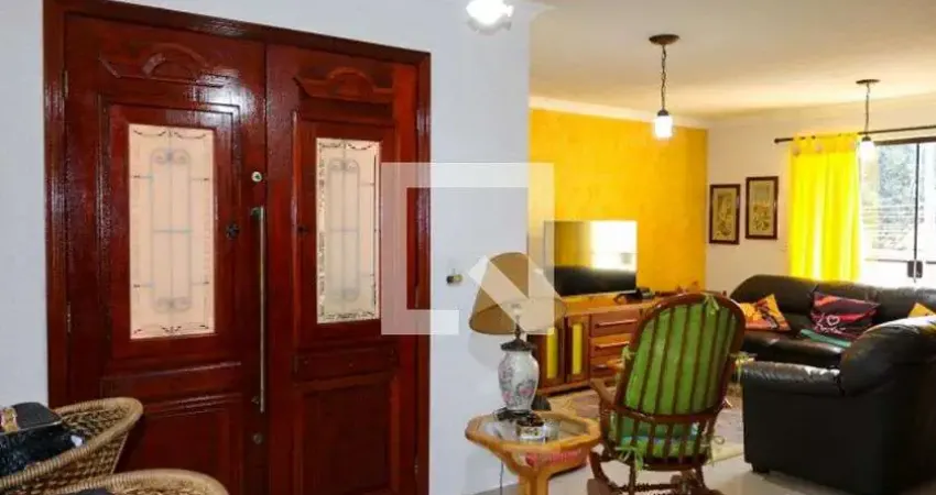 Casa com 3 quartos à venda na Rua Teodoro Sampaio, --, Osvaldo Cruz, São Caetano do Sul