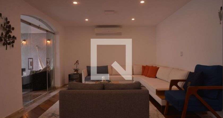 Casa à Venda - Jardim Bela Vista, 4 Quartos,  411 m2
