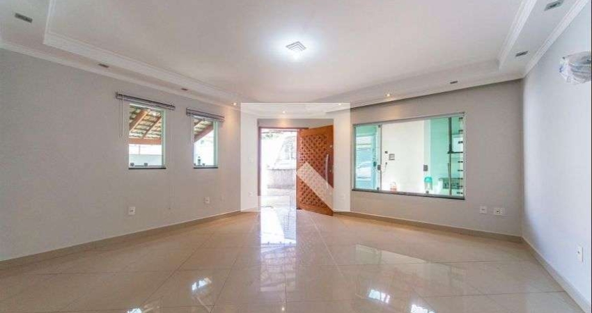 Casa à Venda - Jardim Progresso, 3 Quartos,  250 m2