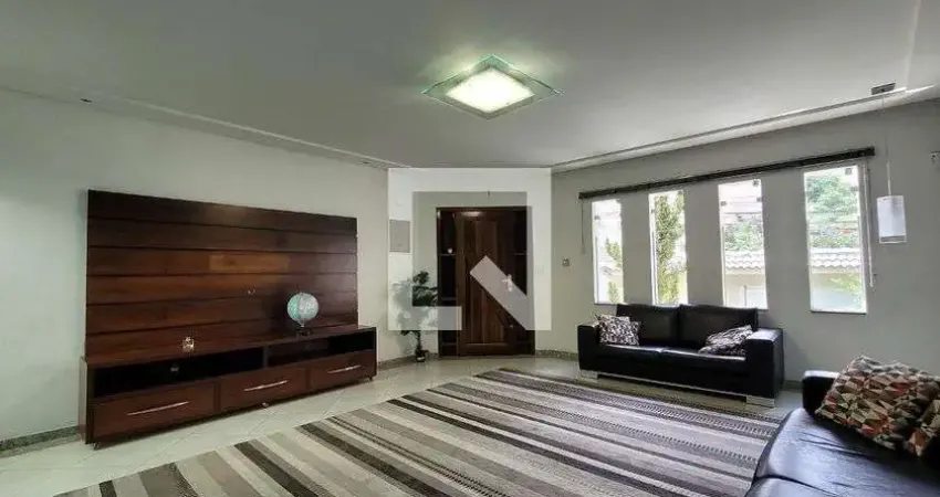 Casa à Venda - Jardim Bela Vista, 4 Quartos,  398 m2