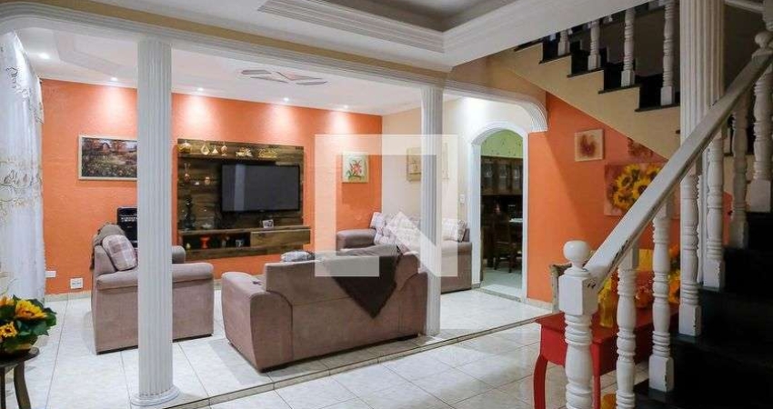 Casa com 3 quartos à venda na Rua das Pérolas, --, Prosperidade, São Caetano do Sul