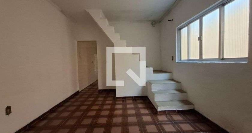 Casa à Venda - Jardim Ana Maria, 2 Quartos,  116 m2