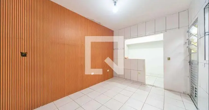 Casa à Venda - Jardim Santo Alberto, 3 Quartos,  150 m2