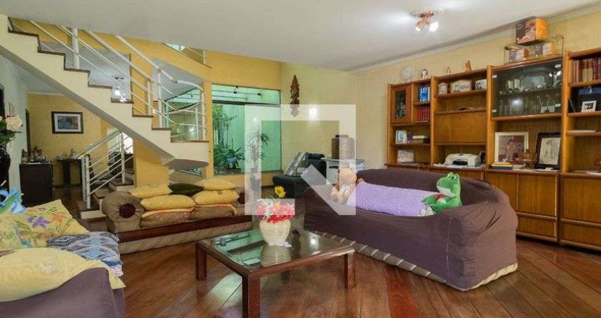 Casa com 5 quartos à venda na Rua dos Sabiás, --, Planalto, São Bernardo do Campo