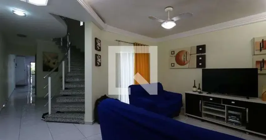 Casa à Venda - Vila Metalúrgica, 3 Quartos,  160 m2