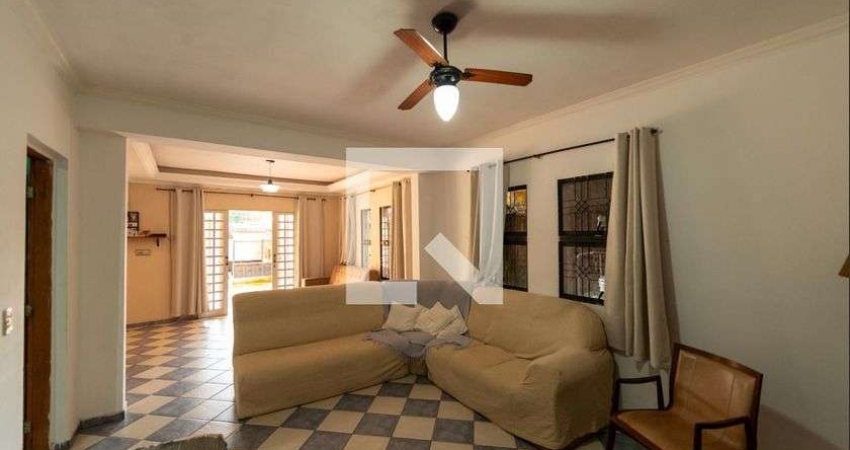 Casa com 4 quartos à venda na Rua Esmeralda, --, Vila Boa Vista, Barueri