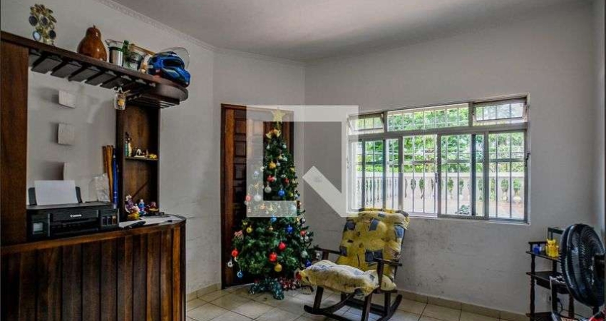 Casa com 2 quartos à venda na Rua Almeirim, --, Vila Curuçá, Santo André