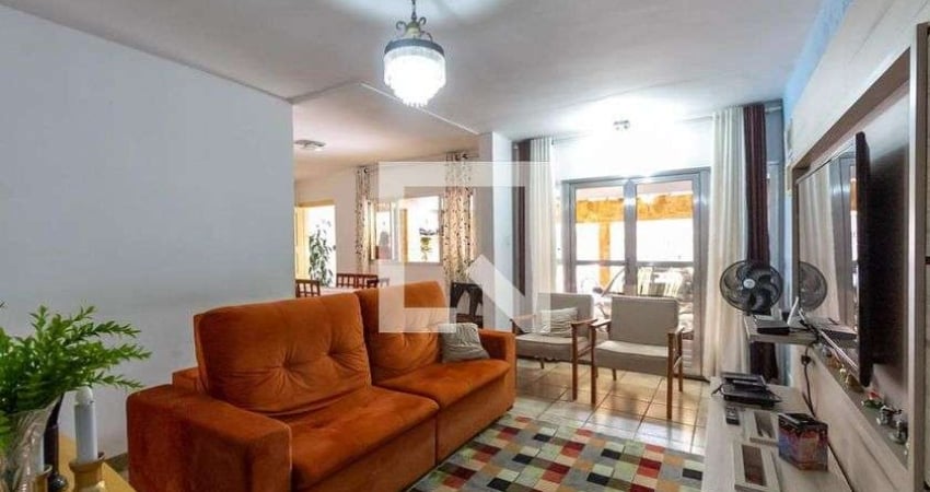 Casa à Venda - Vila Jordanópolis, 4 Quartos,  220 m2