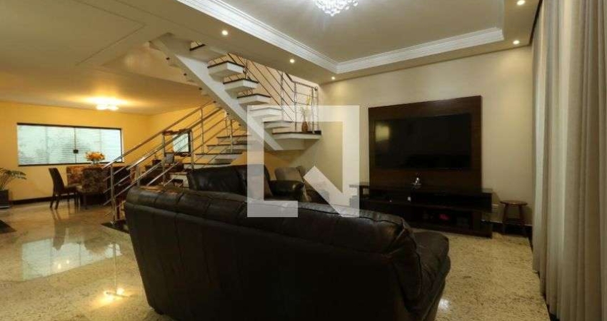 Casa com 3 quartos à venda na Travessa Doze de Outubro, --, Vila Assunção, Santo André