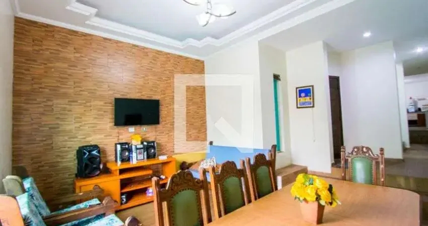 Casa com 3 quartos à venda na Rua Humberto de Campos, --, Vila Assunção, Santo André