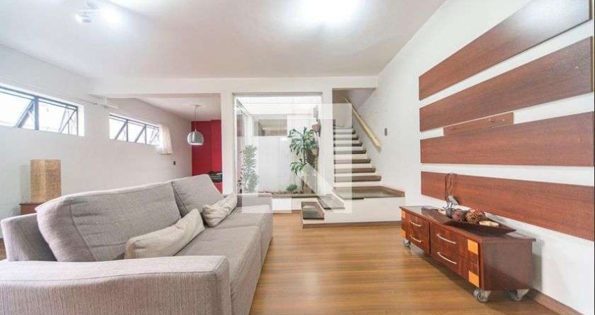 Casa à Venda - Jardim Bela Vista, 3 Quartos,  282 m2