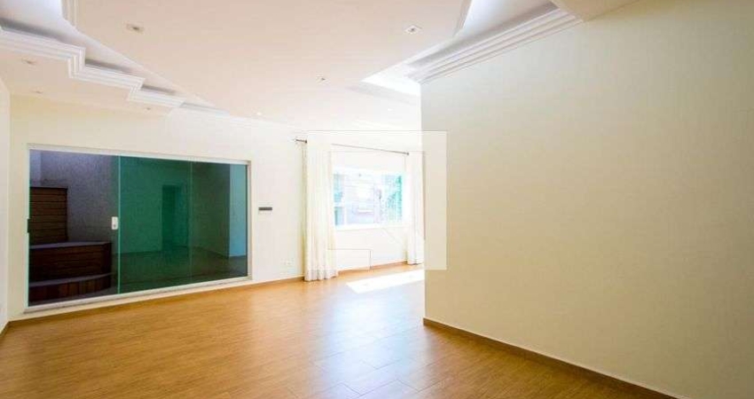 Casa à Venda - Parque Bandeirante, 3 Quartos,  160 m2