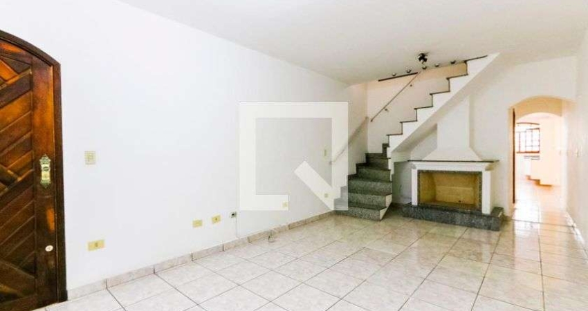 Casa à Venda - Vila Cecília Maria, 3 Quartos,  254 m2
