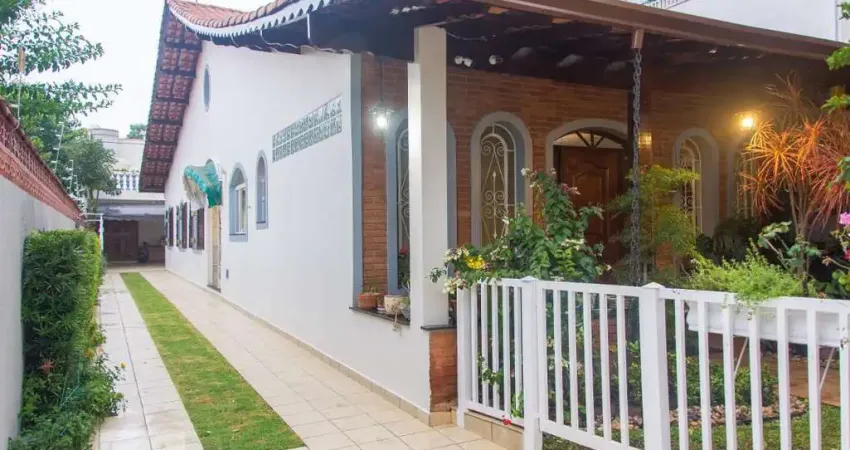 Casa com 3 quartos à venda na Rua Frei Caneca, --, Santa Teresinha, Santo André