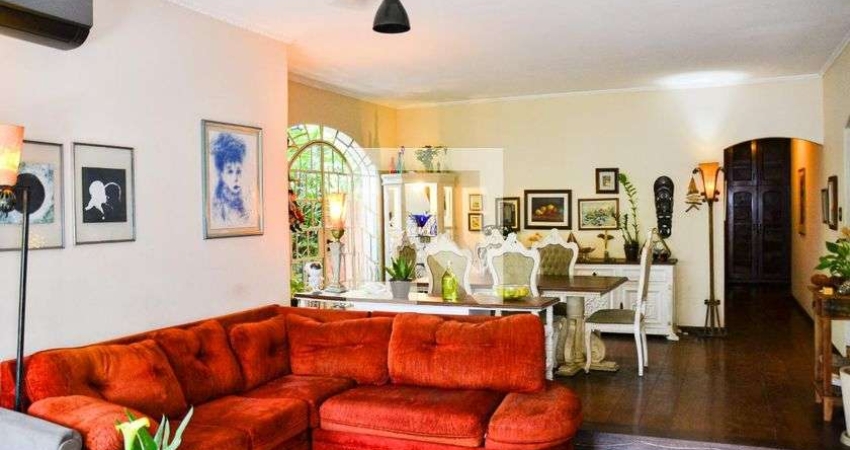 Casa à Venda - Jardim São Caetano, 4 Quartos,  389 m2