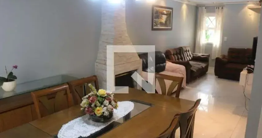 Casa à Venda - Jardim São Caetano, 3 Quartos,  240 m2