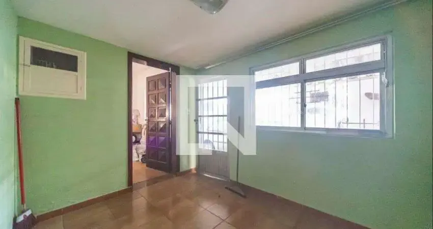 Casa à Venda - Vila Alto de Santo André, 2 Quartos,  204 m2
